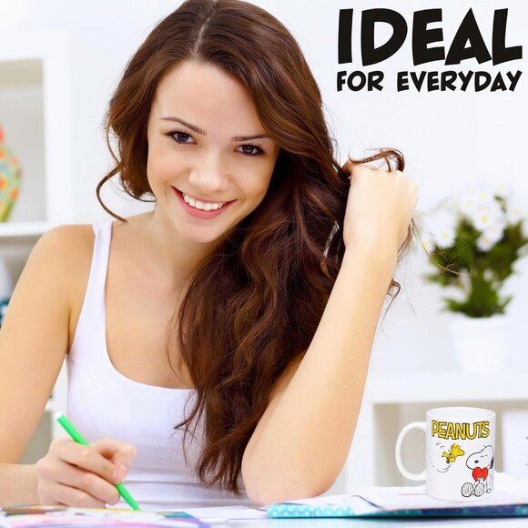 Snoopy Mug and Socks Gift Set Women Teenagers Cute 10.5oz Ceramic Mug Calf Socks - Picture 5 of 6